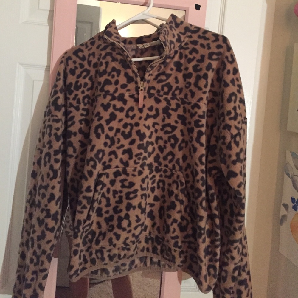Leopard Print cropped pullover